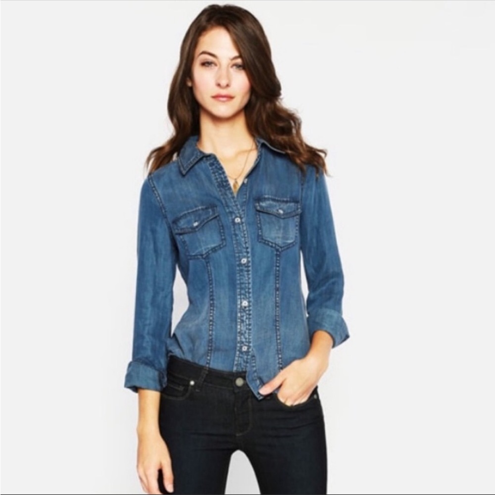 Trouv Blue Chambray Button Down W/ Front Pockets - image 1